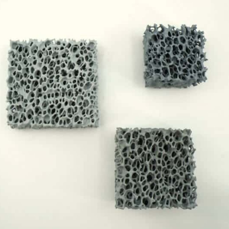 Ceramic foam filters